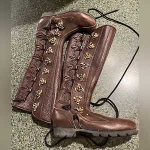 Sons of Sandlar size 8 (women’s) brown/brown leather 9 button boots.